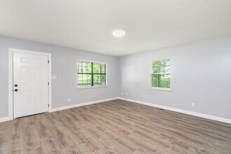 1826 Tillery St NE in Knoxville, TN - Building Photo - Building Photo