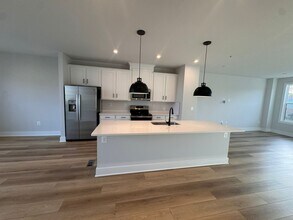 10118 Virginia Blvd in Glen Allen, VA - Building Photo - Building Photo