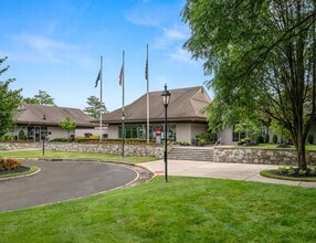 The Grand in Bensalem, PA - Foto de edificio - Building Photo