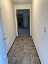 742 W Lois St in Springfield, MO - Building Photo - Building Photo