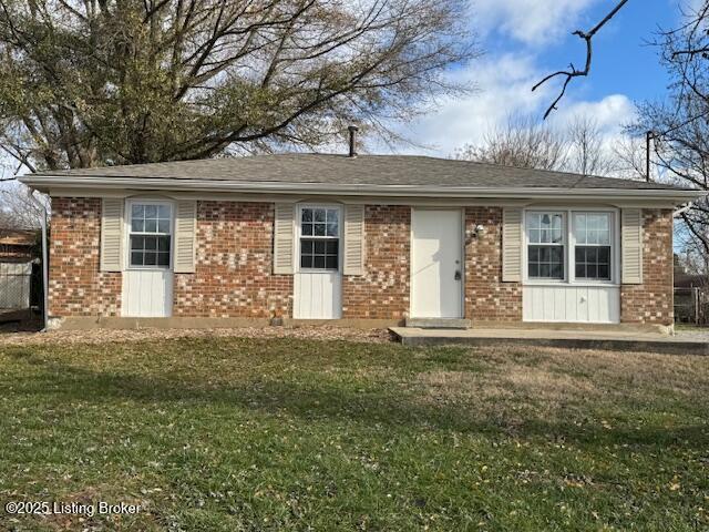 6807 Ronald Ace Dr in Crestwood, KY - Building Photo