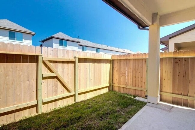 12243 Roy Mix Bohn Lane in Houston, TX - Building Photo - Building Photo