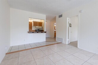 1001 SE 16th St in Fort Lauderdale, FL - Building Photo - Building Photo