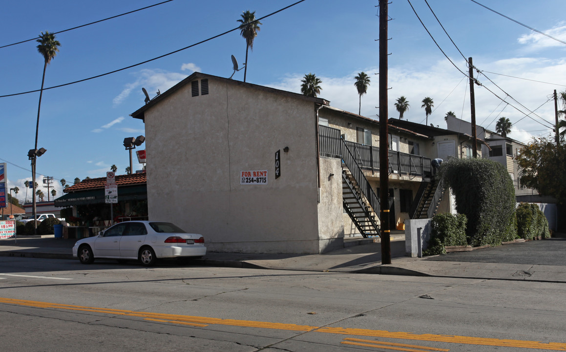 104 S Avenue 64 in Los Angeles, CA - Building Photo