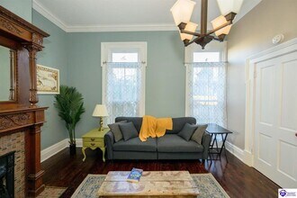 208 N Mulberry St in Elizabethtown, KY - Building Photo - Building Photo