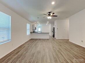 210 Pine cavern dr in Willis, TX - Building Photo - Building Photo