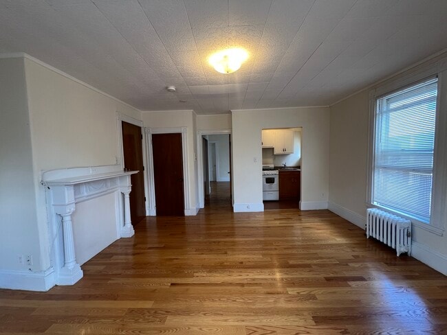 381 Harvard St, Unit 1 in Cambridge, MA - Foto de edificio - Building Photo