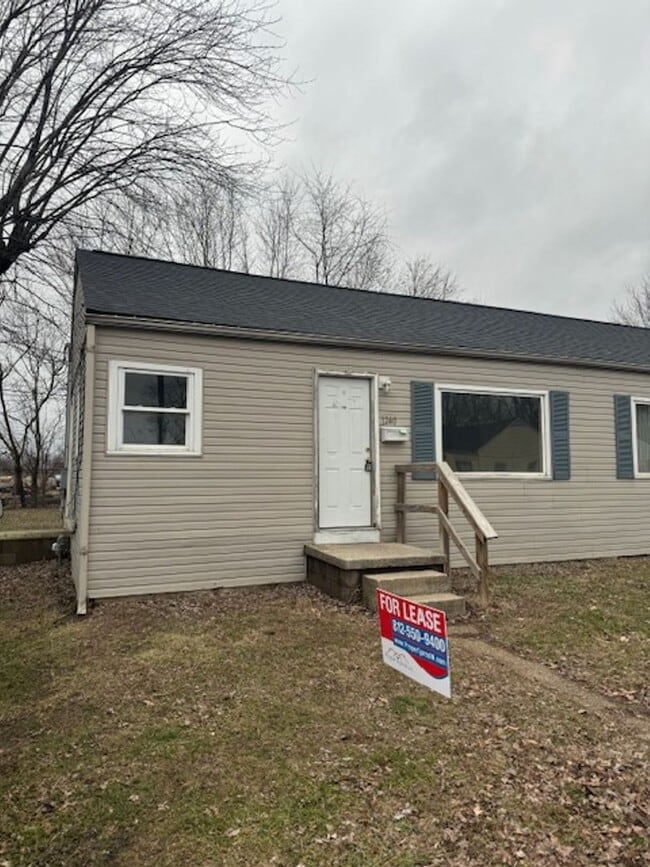 property at 1240 1242-1242 Negley Ave