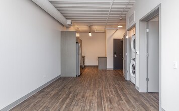 940 W Dakin St in Chicago, IL - Building Photo - Building Photo
