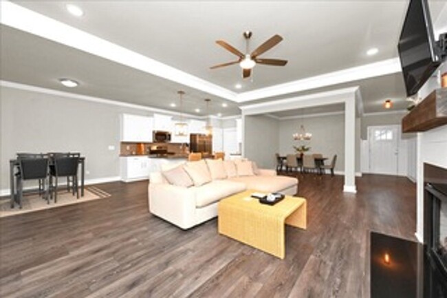 1826 Anise Cir in Cullman, AL - Building Photo - Building Photo