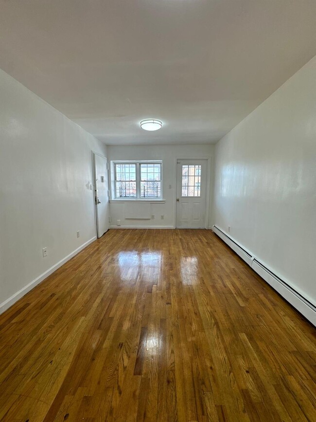 property at 1009 Ward Ave
