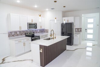 12972 SW 265th Terrace in Homestead, FL - Building Photo - Building Photo