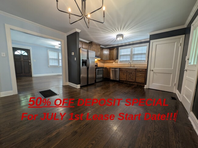 property at 909 Locust St