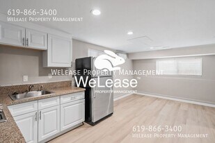 4577 Olive Ave in La Mesa, CA - Building Photo