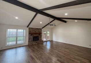 925 Boone Dr in Sherman, TX - Building Photo - Building Photo