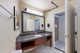 Storm Peak Apartments in Steamboat Springs, CO - Foto de edificio - Interior Photo