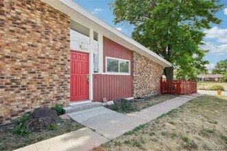 700 S Kearney St in Denver, CO - Building Photo - Building Photo