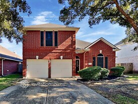 907 Portsmouth Dr in Pearland, TX - Building Photo