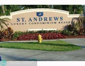 12148 St.Andrews Pl in Miramar, FL - Foto de edificio - Building Photo