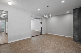 2156 Fleur De Lis Ct in Arlington, TX - Building Photo - Building Photo