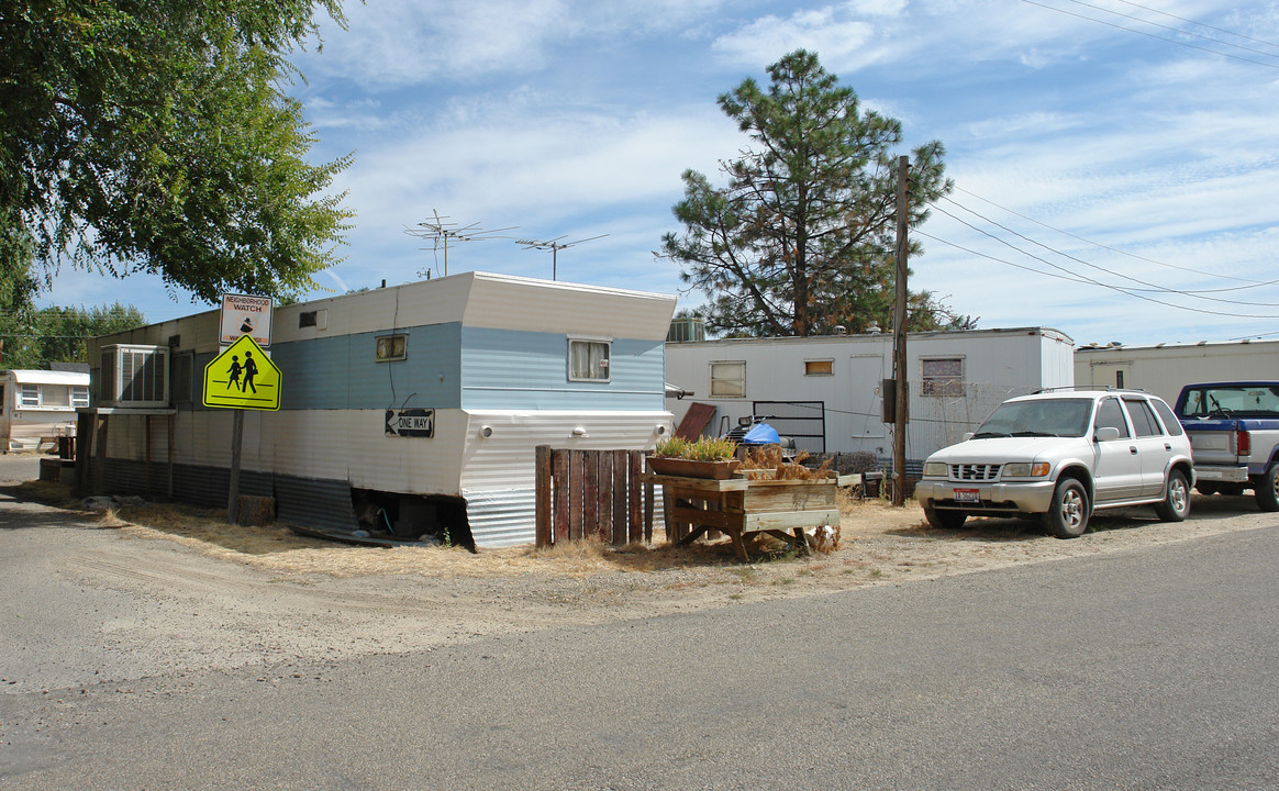 (Lee) MHP in Boise, ID - Building Photo