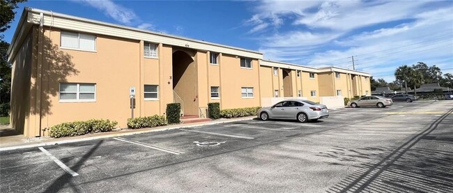 1000 Lake of the Woods Blvd in Fern Park, FL - Building Photo - Building Photo