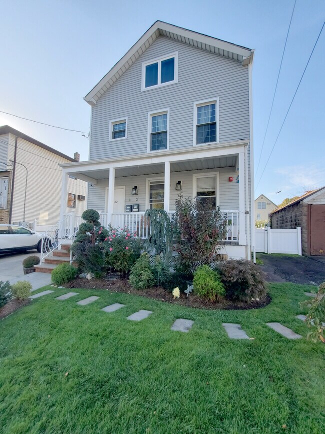 32 Henry St Rentals in Bloomfield, NJ