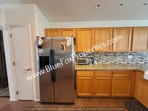 2675 W Desert Bluffs Ct in Tucson, AZ - Building Photo - Building Photo