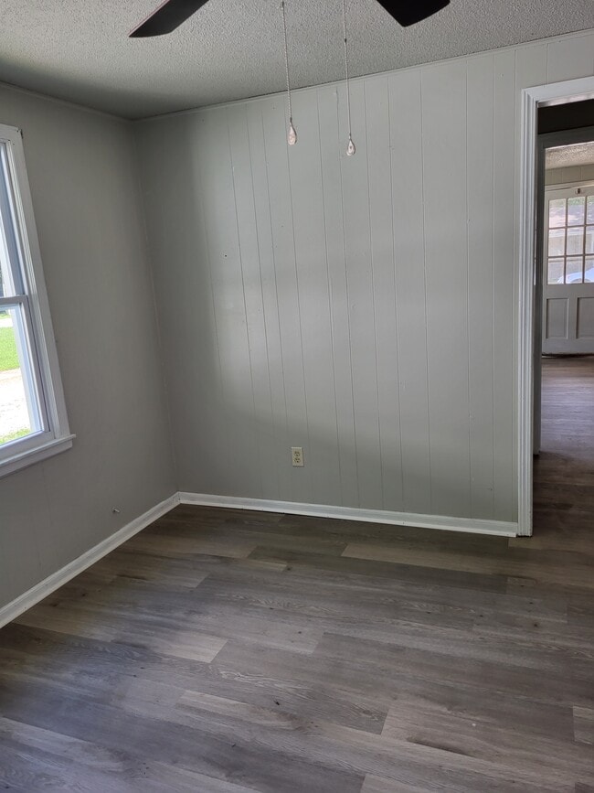 402 N Mulberry St in Warrensburg, MO - Building Photo - Building Photo