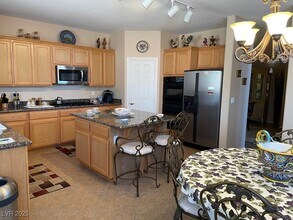 170 Arches Ct in Henderson, NV - Building Photo - Building Photo