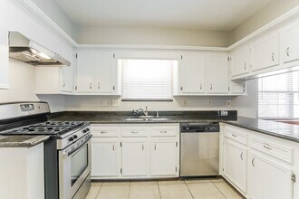 18210 Widcombe Dr in Houston, TX - Building Photo - Building Photo