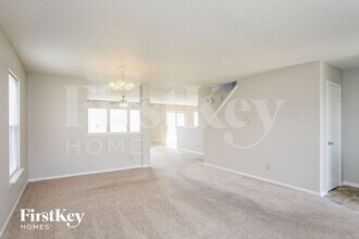 6827 W Littleton Dr in McCordsville, IN - Building Photo - Building Photo