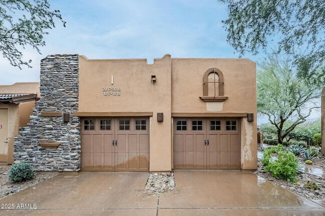 property at 13450 E Vía Linda