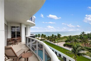9601 Collins Ave in Bal Harbour, FL - Building Photo