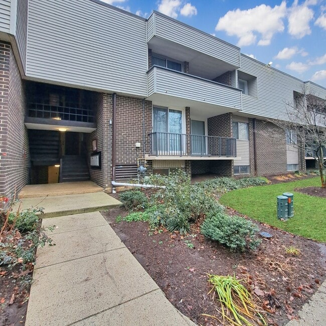 property at 10244 Prince Pl