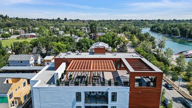 924 Memorial Dr NW in Calgary, AB - Building Photo - Building Photo