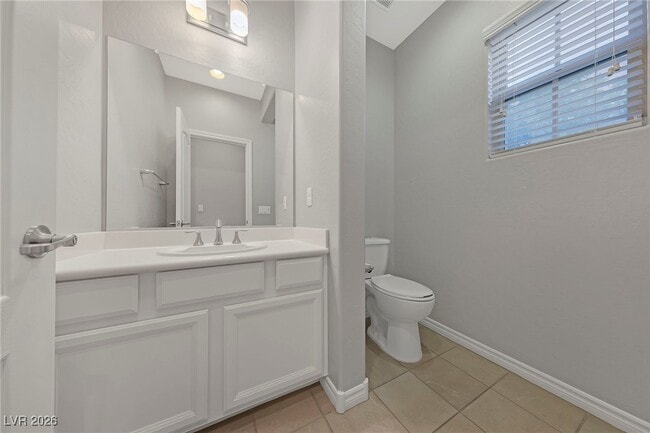 1008 Solaris Glow St