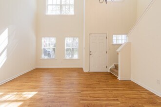 18457 Streamline Ct in Cornelius, NC - Building Photo - Building Photo