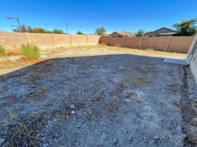 24444 W Mobile Ln in Buckeye, AZ - Building Photo - Building Photo