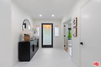 11346 Thurston Pl in Los Angeles, CA - Building Photo - Building Photo