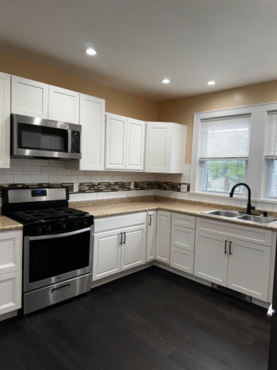 806 Garden St, Unit 3 in Hartford, CT - Building Photo