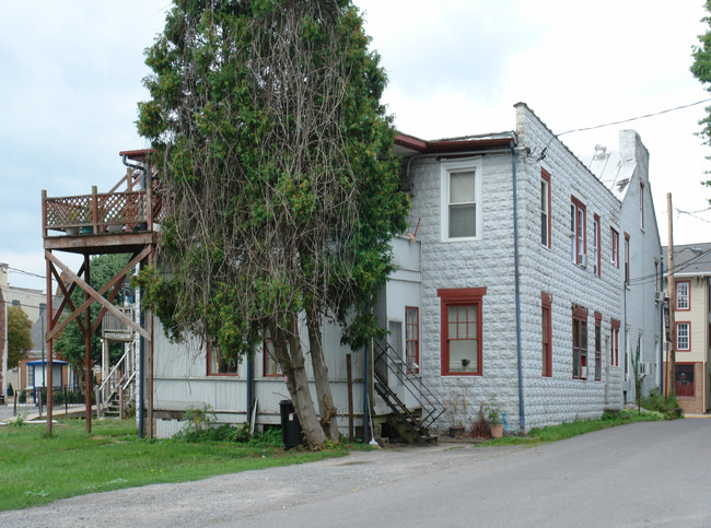 23 N Main St in Muncy, PA - Building Photo - Building Photo