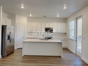 1468 Aquamarine Dr in Loganville, GA - Building Photo - Building Photo