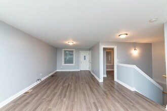 18247 Roy St in Lansing, IL - Building Photo - Building Photo