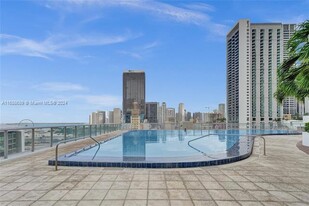 888 Biscayne Blvd, Unit 3712 in Miami, FL - Building Photo