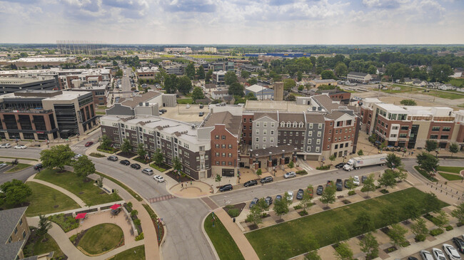 Flats at Switch in Fishers, IN - Building Photo - Building Photo