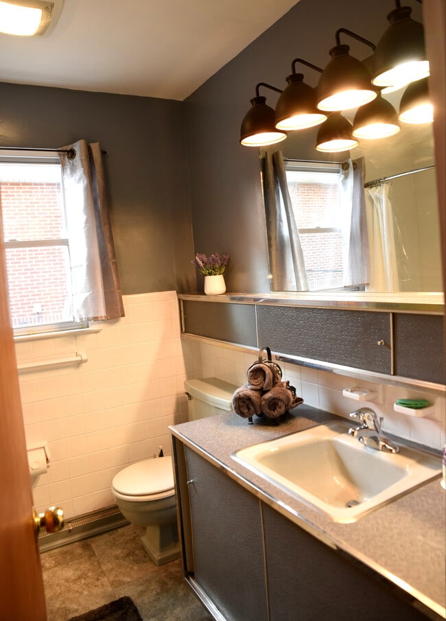 property at 2346 Pine St