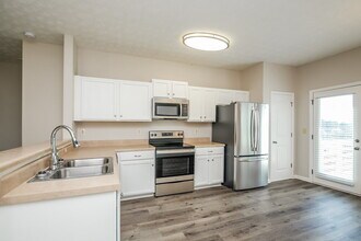 102 Enclave Dr in Villa Rica, GA - Building Photo - Building Photo