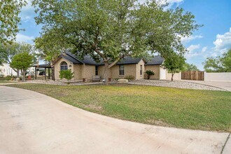 97 Skyview W in Del Rio, TX - Building Photo - Building Photo