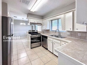 14419 Roundstone Ln in Houston, TX - Building Photo - Building Photo